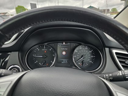 2017 (17) NISSAN QASHQAI 1.6 dCi Tekna [Non-Panoramic] 5dr 4WD