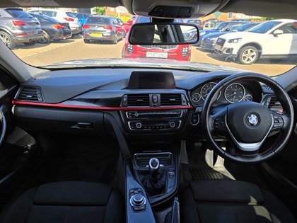 2015 (64) BMW 3 SERIES 320d xDrive Sport 5dr