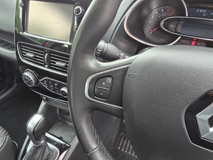 2017 (17) RENAULT CLIO 1.2 TCE Dynamique S Nav 5dr Auto