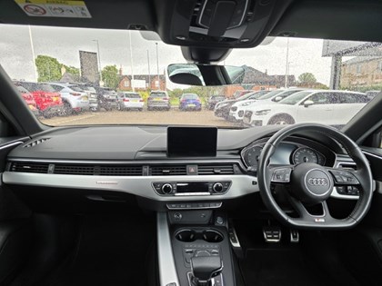 2019 (19) AUDI A4 40 TDI Quattro S Line 4dr S Tronic