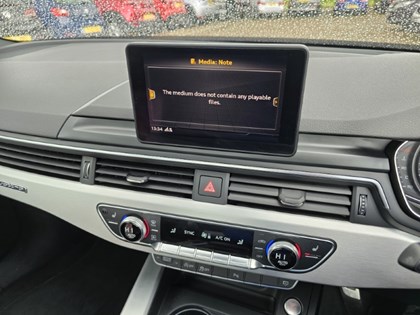 2019 (19) AUDI A4 40 TDI Quattro S Line 4dr S Tronic