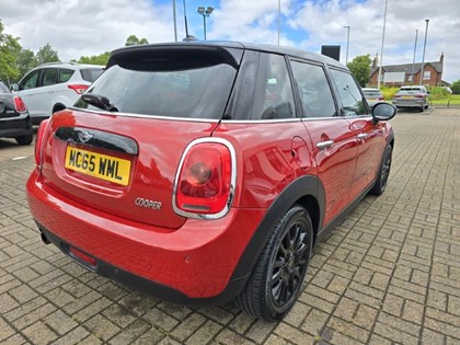 2015 (65) MINI HATCHBACK 1.5 Cooper 5dr