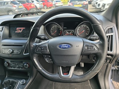 2017 (66) FORD FOCUS 2.0T EcoBoost ST-3 5dr