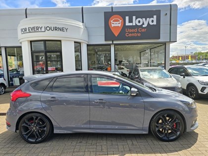 2017 (66) FORD FOCUS 2.0T EcoBoost ST-3 5dr