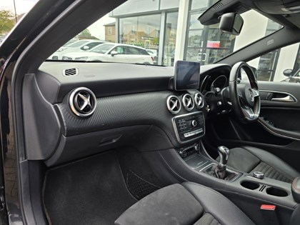 2016 (66) MERCEDES-BENZ A CLASS A180d AMG Line 5dr