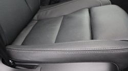 2025 (75) VOLVO XC40 2.0 B3P Ultra Dark 5dr Auto 4794394