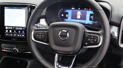 2025 (75) VOLVO XC40 2.0 B3P Plus Dark 5dr Auto*VAT QUALIFYING* 4670027