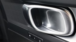 2025 (75) VOLVO XC40 2.0 B3P Plus Dark 5dr Auto*VAT QUALIFYING* 4670011