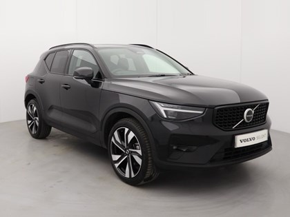 2025 (75) VOLVO XC40 2.0 B4P Ultra Dark 5dr Auto *VAT QUALIFYING*