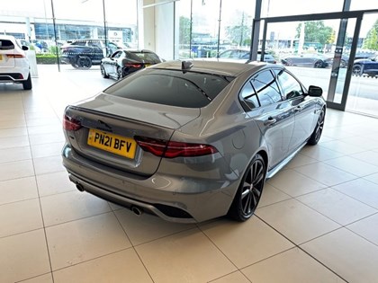 2021 (21) JAGUAR XE 2.0 P250 R-Dynamic Black 4dr Auto