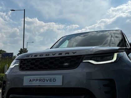 2022 (22) LAND ROVER DISCOVERY 3.0 D300 R-Dynamic HSE 5dr Auto