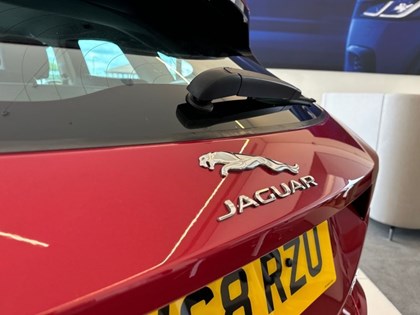 2018 (68) JAGUAR E-PACE 2.0 SE 5dr Auto