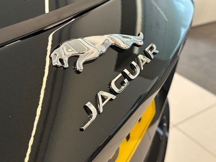 2021 (21) JAGUAR E-PACE 2.0 D200 R-Dynamic S 5dr Auto