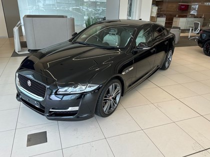 2017 (17) JAGUAR XJ 3.0 V6 Supercharged R-Sport 4dr Auto