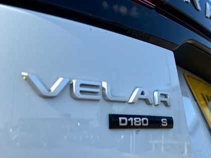 2019 (69) LAND ROVER RANGE ROVER VELAR 2.0 D180 S 5dr Auto