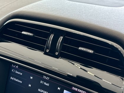 2018 (68) JAGUAR F-PACE 3.0d V6 S 5dr Auto AWD