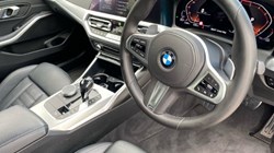 2020 (69) BMW 3 SERIES 320d M Sport 5dr Step Auto 3228176
