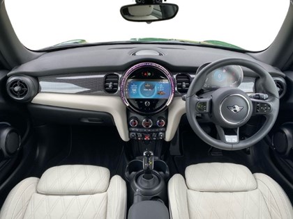 2024 (73) MINI HATCHBACK 1.5 Cooper Exclusive Premium 5dr Auto