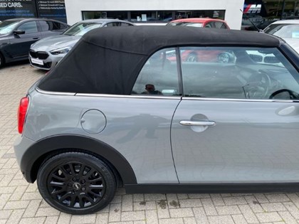 2017 (17) MINI CONVERTIBLE 1.5 Cooper 2dr Auto