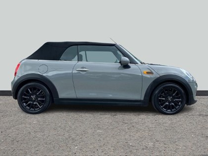 2017 (17) MINI CONVERTIBLE 1.5 Cooper 2dr Auto