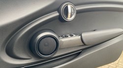 2019 (68) MINI CONVERTIBLE 1.5 Cooper II 2dr Auto 5087983