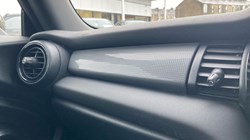 2019 (68) MINI CONVERTIBLE 1.5 Cooper II 2dr Auto 5087992