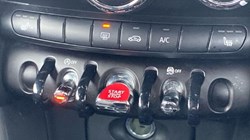 2019 (68) MINI CONVERTIBLE 1.5 Cooper II 2dr Auto 5087981