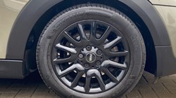 2019 (68) MINI CONVERTIBLE 1.5 Cooper II 2dr Auto 5087976