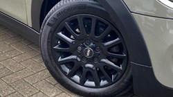 2019 (68) MINI CONVERTIBLE 1.5 Cooper II 2dr Auto 5088001