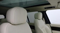 2024 (24) LAND ROVER RANGE ROVER 3.0 D300 SE 4dr Auto 4856069