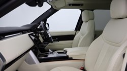 2024 (24) LAND ROVER RANGE ROVER 3.0 D300 SE 4dr Auto 4856049