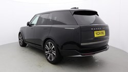 2024 (24) LAND ROVER RANGE ROVER 3.0 D300 SE 4dr Auto 1