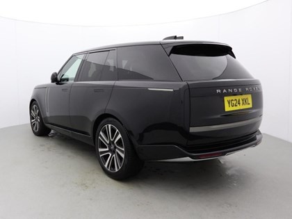 2024 (24) LAND ROVER RANGE ROVER 3.0 D300 SE 4dr Auto