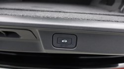 2024 (24) LAND ROVER RANGE ROVER 3.0 D300 SE 4dr Auto 4856056