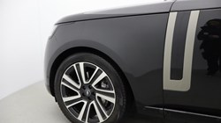 2024 (24) LAND ROVER RANGE ROVER 3.0 D300 SE 4dr Auto 4856044