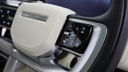 2024 (24) LAND ROVER RANGE ROVER 3.0 D300 SE 4dr Auto 4856071