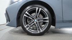 2021 (70) BMW 1 SERIES 118i M Sport 5dr 3278230