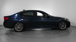 2019 (19) BMW 5 SERIES 520d M Sport 4dr Auto 3277560