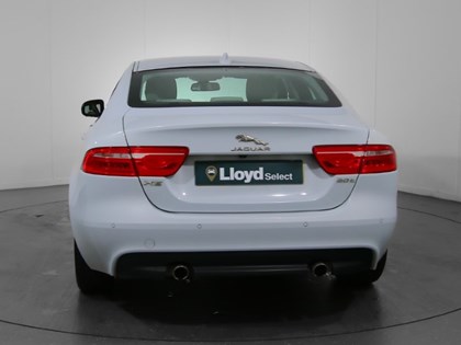 2017 (17) JAGUAR XE 2.0 Ingenium Portfolio 4dr Auto