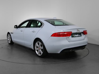 2017 (17) JAGUAR XE 2.0 Ingenium Portfolio 4dr Auto