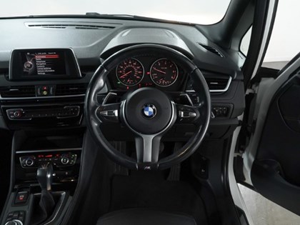 2016 (16) BMW 2 SERIES 220d M Sport 5dr Step Auto