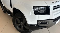 2022 (72) LAND ROVER DEFENDER 3.0 D250 X-Dynamic HSE 90 3dr Auto 5202404