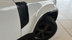 2022 (72) LAND ROVER DEFENDER 3.0 D250 X-Dynamic HSE 90 3dr Auto 5202411