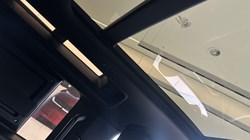 2022 (72) LAND ROVER DEFENDER 3.0 D250 X-Dynamic HSE 90 3dr Auto 5202383