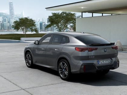 BMW iX2 150kW eDrive20 Shadow Edition 65kWh 5dr Auto