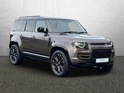 LAND ROVER DEFENDER 4.4 P635 Octa 110 5dr Auto