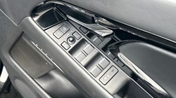 2023 (73) LAND ROVER RANGE ROVER EVOQUE 1.5 P300e Dynamic HSE 5dr Auto 5067078