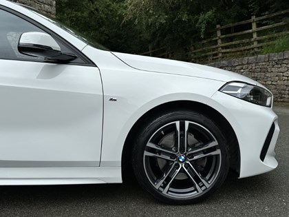 2022 (22) BMW 1 SERIES 118i [136] M Sport 5dr 