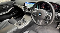 2020 (70) BMW 3 SERIES 330i M Sport 5dr Touring  3196181
