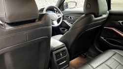 2020 (70) BMW 3 SERIES 330i M Sport 5dr Touring  3196209